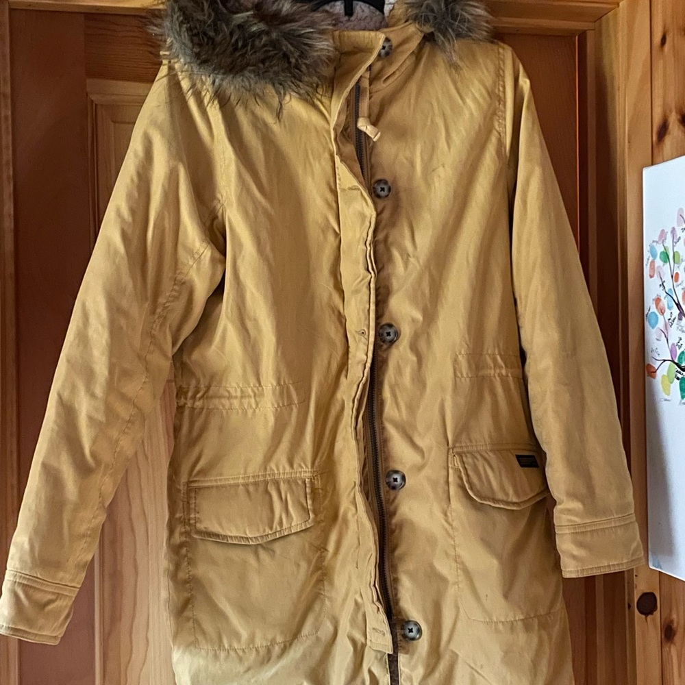 Women’s Abercrombie winter coat.